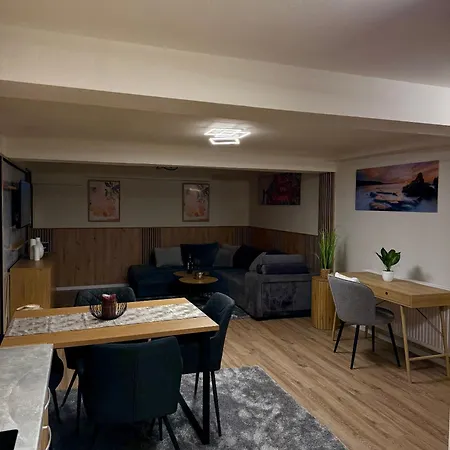 Lun Apartament